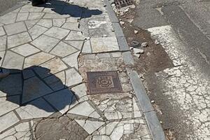 Marciapiedi dissestato in piazza Matteotti a Carrara: cade e si ferisce un'anzian