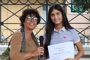 Concorso I-Likes di Con-vivere per le scuole sul tema &quot;I legami di amicizia oggi&quot;: vince Alice Mei del liceo classico Repetti di Carrara