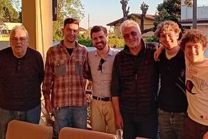 Successo per '"AperAzione" di Azione Montignoso: confronto, idee e partecipazione. Presente anche il candidato sindaco Alberto Nardi Perna.