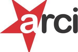 Inaugura il 10 aprile a Massa un nuovo circolo Arci, Spazio Sociale Apuano: luogo di aggregazione politica aperto solo per chi è di sinistra, antifascista, propal e antisionista