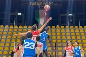 Campionato di basket serie DR1: il  CMC Carrara cade a Lucca: la Libertas si impone 74-68