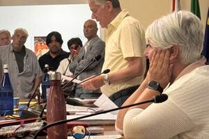 Consiglio comunale di Aulla: ribadita la contrarietà al Cpr. Amorfini lascia la maggioranza e passa all’opposizione