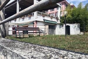 San Carlo, scompare la panchina dalla terrazza panoramica: la segnalazione di Giorgio Tenerani arriva allo Sportello del Cittadino
