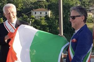 Consiglio comunale  di Aulla per conferire la cittadinanza onoraria a Giani: passerelle, adulazione e poca concretezza secondo l&#039;opposizione