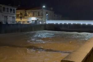 Il Carrione fa paura: concreto rischio esondazione