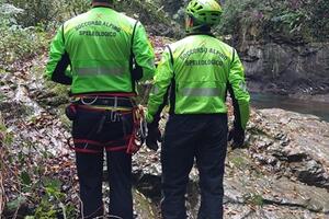 Troppi incidenti tra i fungaioli: ecco le regole del Soccorso Alpino per chi va in cerca di funghi