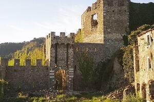 Salvare il “Castello di Moneta” significa innanzi tutto compiere un atto di civiltà