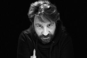 Sono aperte le prenotazioni per i tuoi trenta secondi di positività: al mudaC museo delle arti Carrara fa tappa il 9 e 10 ottobre la nuova performance di Andrea Bianconi