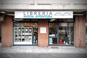 Un luglio di libri e incontri con gli autori curati dalla Libreria Nuova Avventura di Marina di Carrara