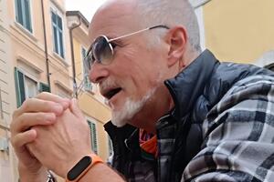 "Tre": mostra del pittore Andrea Biagioni a Massa fino al 7 gennaio