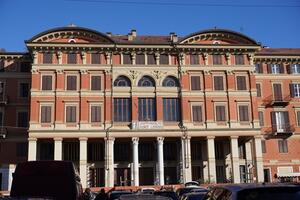 Politeama: via libera per le famiglie al rientro nelle proprie case