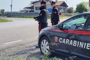 Controlli straordinari dei carabinieri in Lunigiana: arresto un italiano di 47 anni autore di un furto a Podenzana