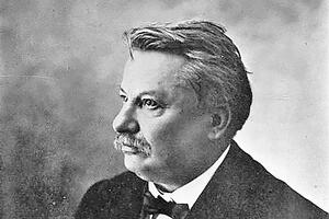 Massa non citata nel film su Pascoli: lo storico Franco Frediani lo fa notare al regista e ottiene le scuse ufficiali