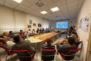 La lotta alla violenza di genere entra in azienda, nasce il progetto pilota tra Solvay e la Cooperativa Sociale L’Abbraccio