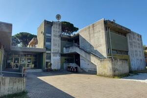 Cinque nuove aule per il liceo ‘Montessori-Repetti’ di Marina: c’è il via libera della giunta. L’ampliamento sarà finanziato con l’articolo 21