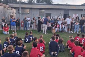 Tanti piccoli atleti, famiglie e società sportive hanno animato lo Stadio Quartiere in una giornata dedicata al calcio giovanile, alla condivisione e ai valori dello sport