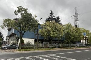 L'ex liceo scientifico è sotto la gestione della provincia di Massa Carrara, da sempre targata Pd: Manuel di FdI restituisce al mittente, il Polo progressista e di sinistra Massa le  accuse di responsabilità rivolte al governo