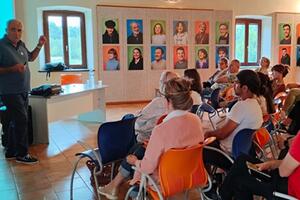 ‘Favole a merenda’ è stato un successo: giochi e racconti per i più piccoli, un incontro di approfondimento sull’adolescenza con Fabio Celi per genitori e insegnanti