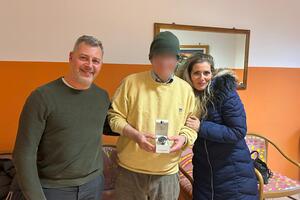 Natale solidale alla rsa “Sanatrix”: quando i desideri degli anziani diventano realtà