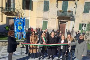 Inaugurata la piazzetta di fianco alla scalinata di San Francesco