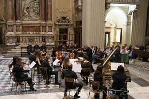 Trionfo alla Cattedrale di Massa: oltre 500 persone per il concerto "Tra genio e passione"