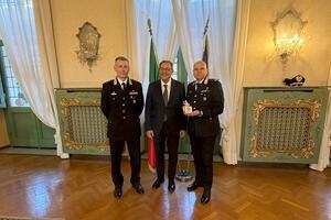 Visita del Generale di Brigata Pierluigi Solazzo, Comandante della Legione Carabinieri Toscana alla caserma Plava di Massa