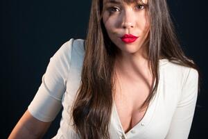 L’artista carrarese Arianna Bertelli nel cast tedesco del musical Moulin Rouge a Colonia