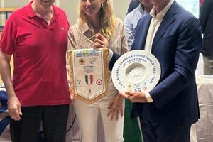 Apuania Carrara Tennistavolo premiata dal Ministro dello Sport Andrea Abodi