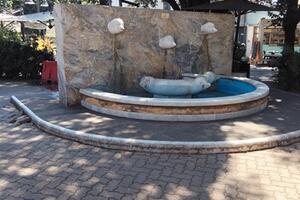 Piazza Pellerano a Marina di Massa ha bisogno di interventi: l&#039;interpellanza dei consglieri del Pd Alberti e Ricci