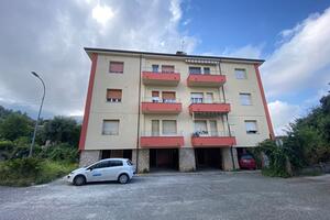 Completata la ristrutturazione di un edificio di edilizia pubblica in via Sforza a Montignoso