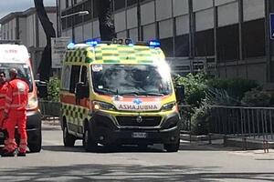 Aulla, codice rosso per 64enne caduto dalal bicicletta e trasportato all&#039;ospedale Apuane