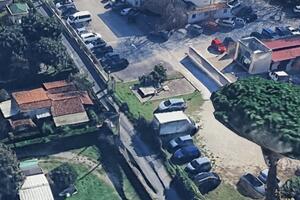 Buche, asfalto dissestato, segnaletica scolorita: il degrado di Via Don Gnocchi a Marina di Massa segnalato dal gruppo consiliare del Pd