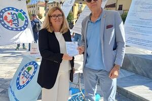 Pieno sostegno alle richieste del Siulp, al commissariato di Carrara siano dati uomini e risorse: per il sindaco Arrighi è assurdo il divario con Massa