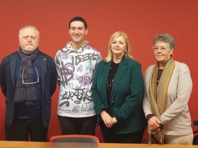 Carrara digitale: successo per le prima edizione del corso di alfabetizzazione digitale per anziani