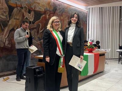 "Benvenuti a casa vostra": il sindaco Arrighi accoglie in comune 45 stranieri che hanno ottenuto la cittadinanza italian