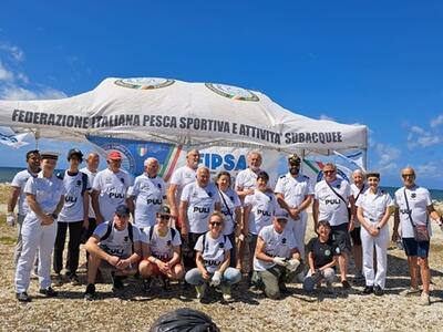 Successo per la Giornata dell'ambiente: il 5 giugno a Marina di Carrara in azione   i volontari di Pulispiagge e Pulifondali