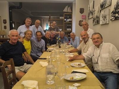 Cena dei ricordi per i giocatori della U.S. Carrarese Beretti a 50 anni dall'impresa sfiorata  nel  1976