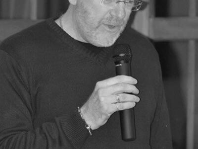 L’ultima silloge poetica di Stefano Peressini in biblioteca a Carrara