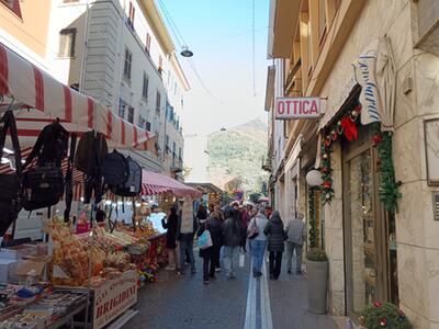 Domenica e lunedì appuntamento con la fiera di Sant’Andrea: due giornate tra bancarelle, spettacoli e iniziative per i più piccoli