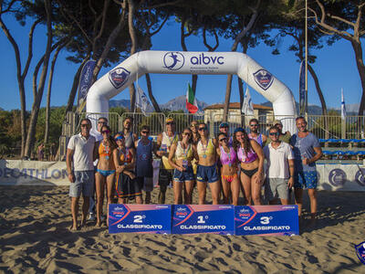 Marina di Massa, spettacolo e grande​ M ​beach volley: il Pro Summer Tour chiude​ ​la stagione regolare con una tappa da​ ​applausi