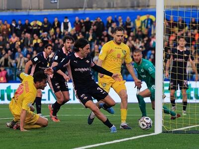 Carrarese sfortunata: domina, ma perde 1 a 0 in casa col Palermo