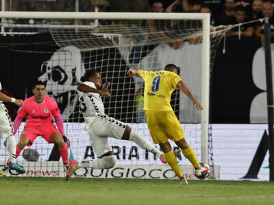 La Carrarese ci prova, va in vantaggio, ma nel secondo tempo soffre e si fa recuperare. Finisce 1-1 al Del Duca di Ascoli con la conquista del primo punto della Carrarese di Mister Cioffi in questa Serie B