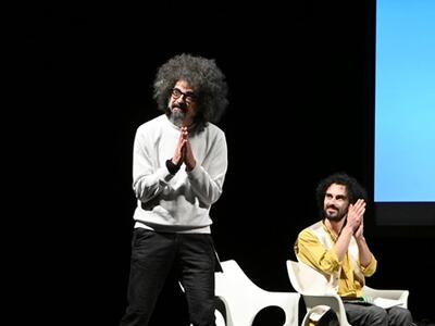 Successo per la manifestazione "Inchiostro a 33 giri": boom di presenze per Caparezza