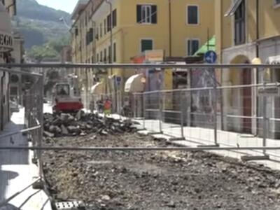 Cantieri elettorali e città paralizzata: il grande bluff del restyling di Carrara
