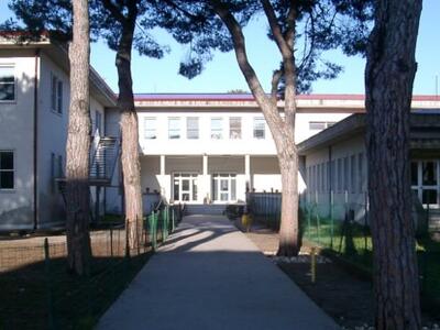Scuola dell'infanzia Paradiso: l'appello dei genitori per affrontare l'emergenza caldo
