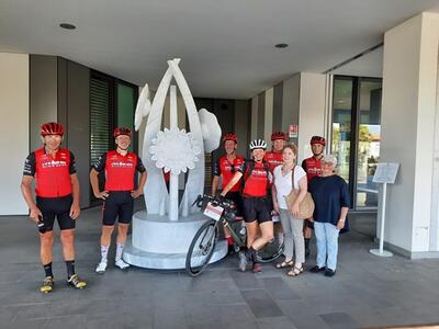 "Pedaliamo insieme - In sella contro le leucemie": la solidarietà arriva a Massa in bicicletta