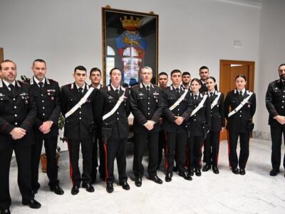 Massa Carrara: al Comando Provinciale dei Carabinieri arrivano in rinforzo 10 Carabinieri del 143° e 144° corso, già operativi nelle Stazioni del territorio per potenziare sicurezza e servizi di prossimità.