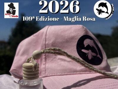 Grande successo sabato 16 maggio a Villa Cuturi, dove il brand La Calabrone&amp;Delfino ha presentato davanti al pubblico della sua città natale la nuova collezione Estate 2026.