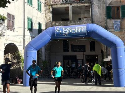 Grande partecipazione alla sesta edizione della corsa ludico-motoria dedicata al Trofeo "Cosimo I de' Medici", nel 450° anniversario della morte del Granduca di Toscana