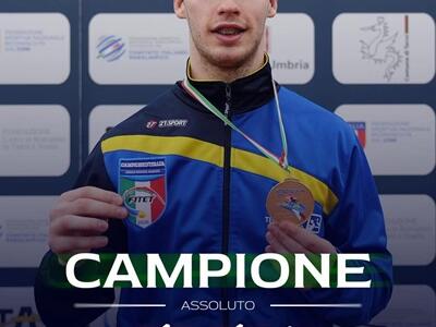 Ai Giochi del Mediterraneo Matteo Mutti dell'Apuania Carrara Tennistavolo in campo oggi  contro Cipro.